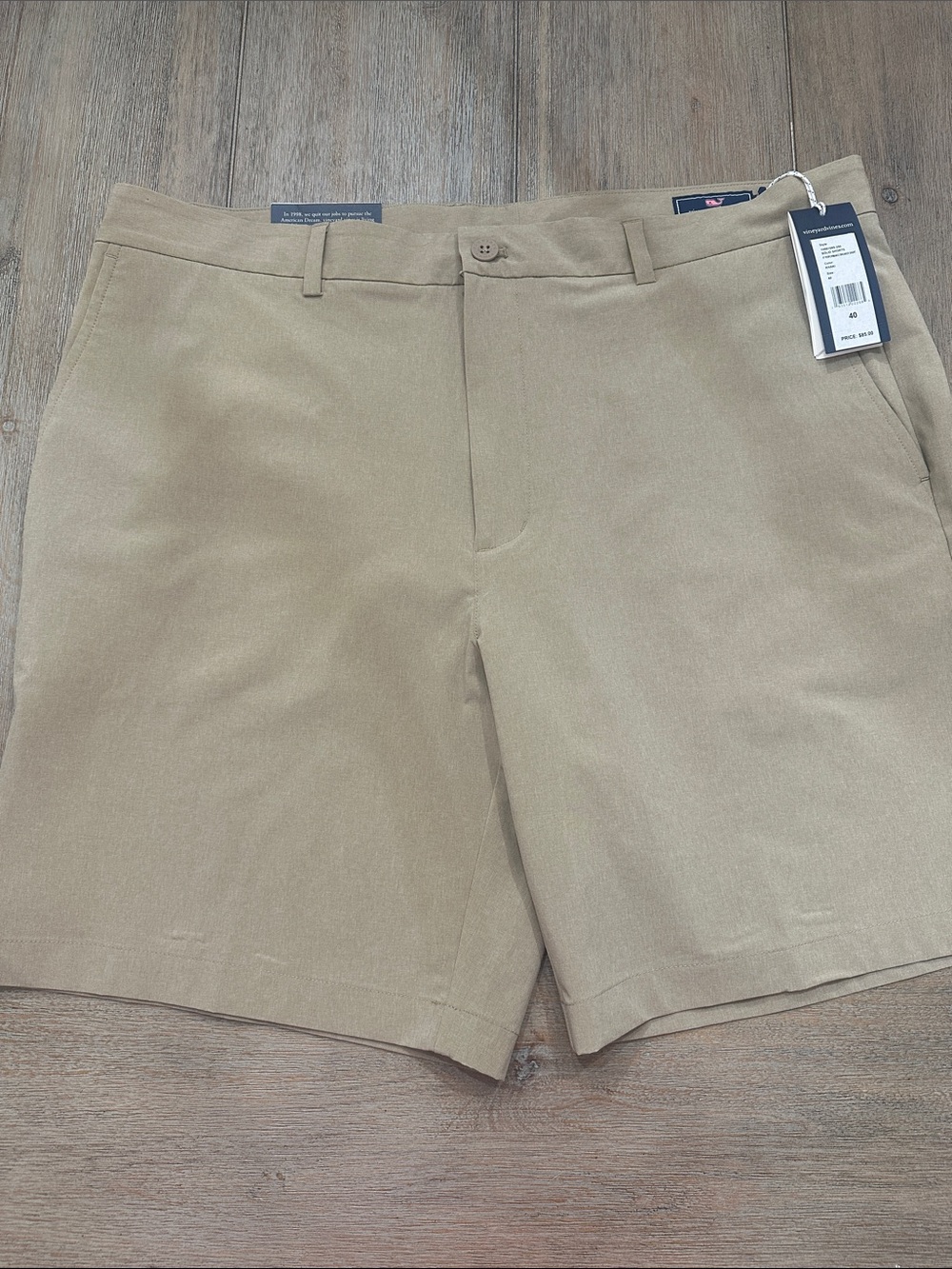 Vineyard Vines Men's Khaki Performance Breaker Shorts 9” | Size 40